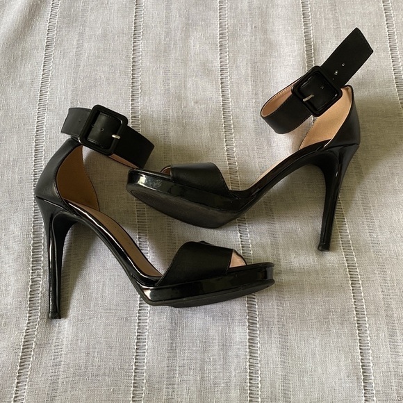 Chinese Laundry black stilettos with ankle strap. - Picture 5 of 13